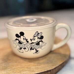 Disney Mickey Minnie Mouse 24oz Ceramic Soup Mug with Pressure Release Lid